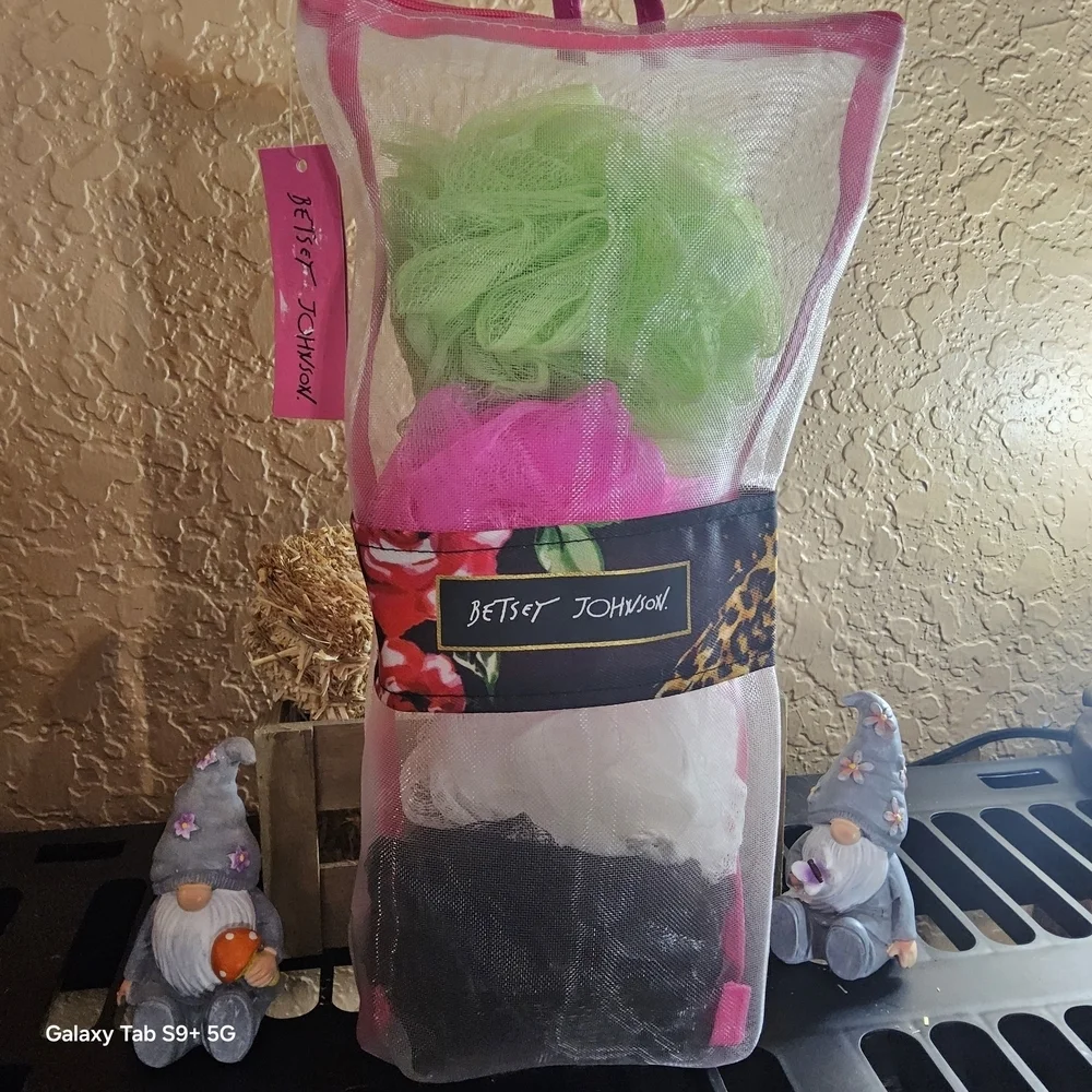 Betsey Johnson Pink and Green Mesh Shower Caddy